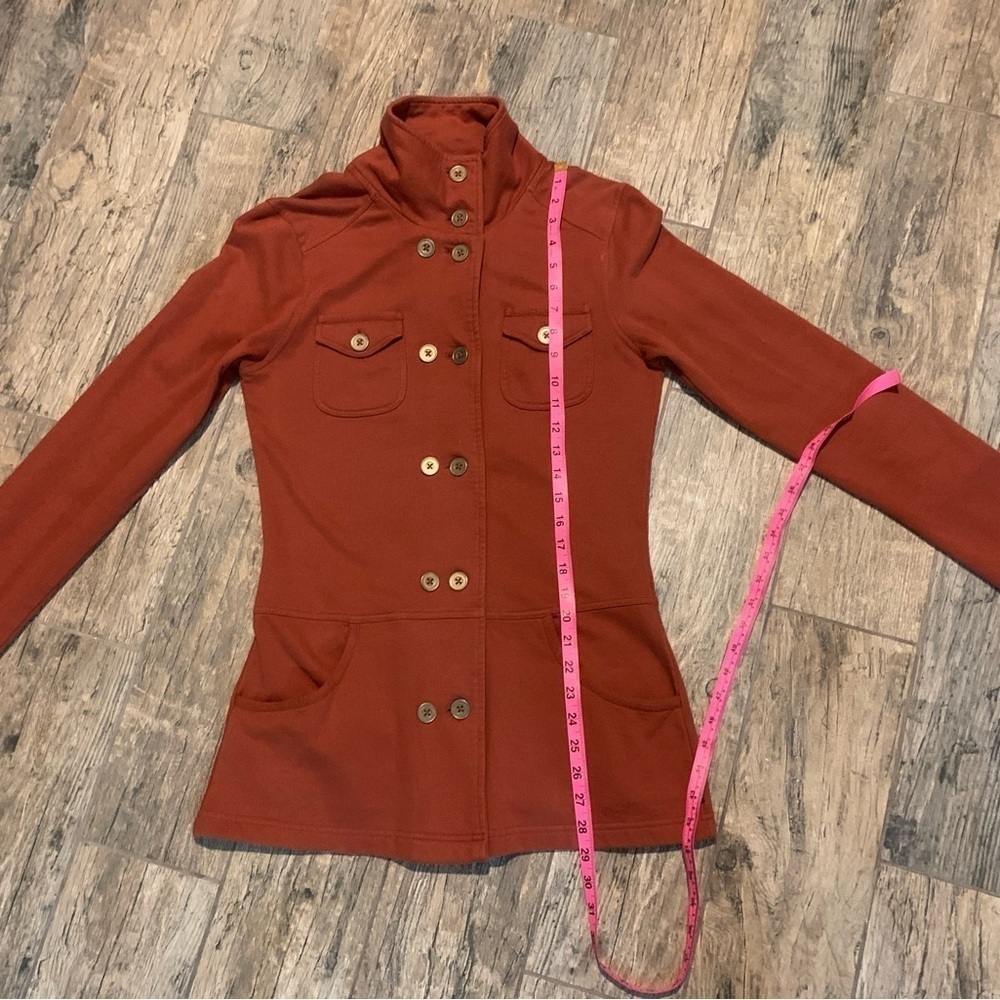 Women’s PrAna 100% cotton burnt orange button up jacket with turtle neck - Picture 6 of 6